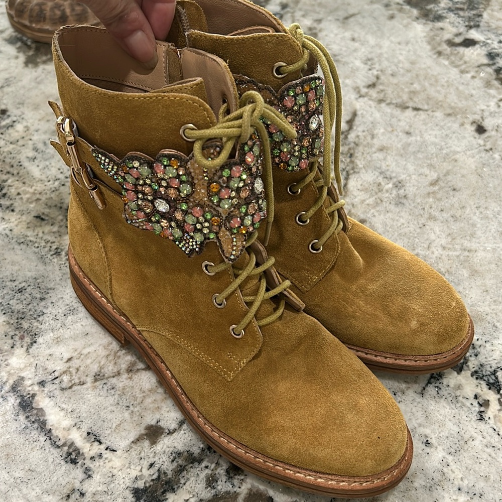 ALMA EN PEÑA SUEDE BOOTS